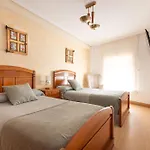 Semesterbostad Casa La Enciruela *