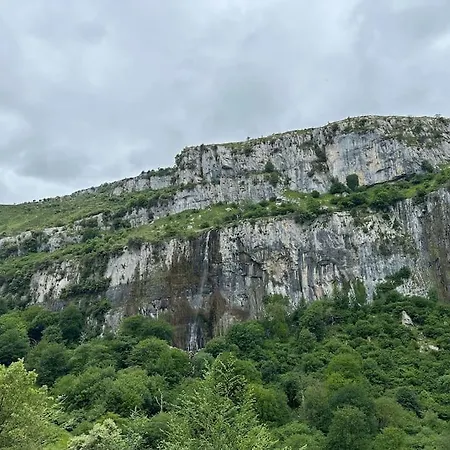 Semesterbostad Casa La Enciruela Ramales de la Victoria